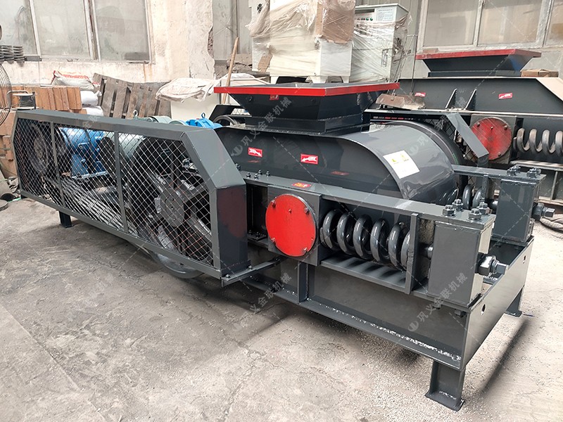 石料廠破碎機-砂石料生產(chǎn)設備-石料粉碎機器價格